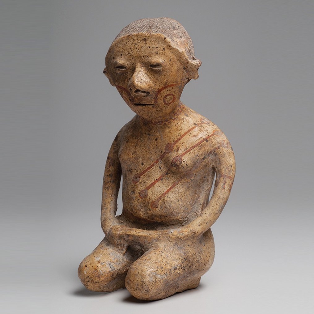 Chinese Nayarit Mexico. Terrakotta Sittende kvinnefigur. 100 f.Kr. - 250 e.Kr. 22,2 cm. H. Intakt. TL test. Spansk importlisens. #3.2