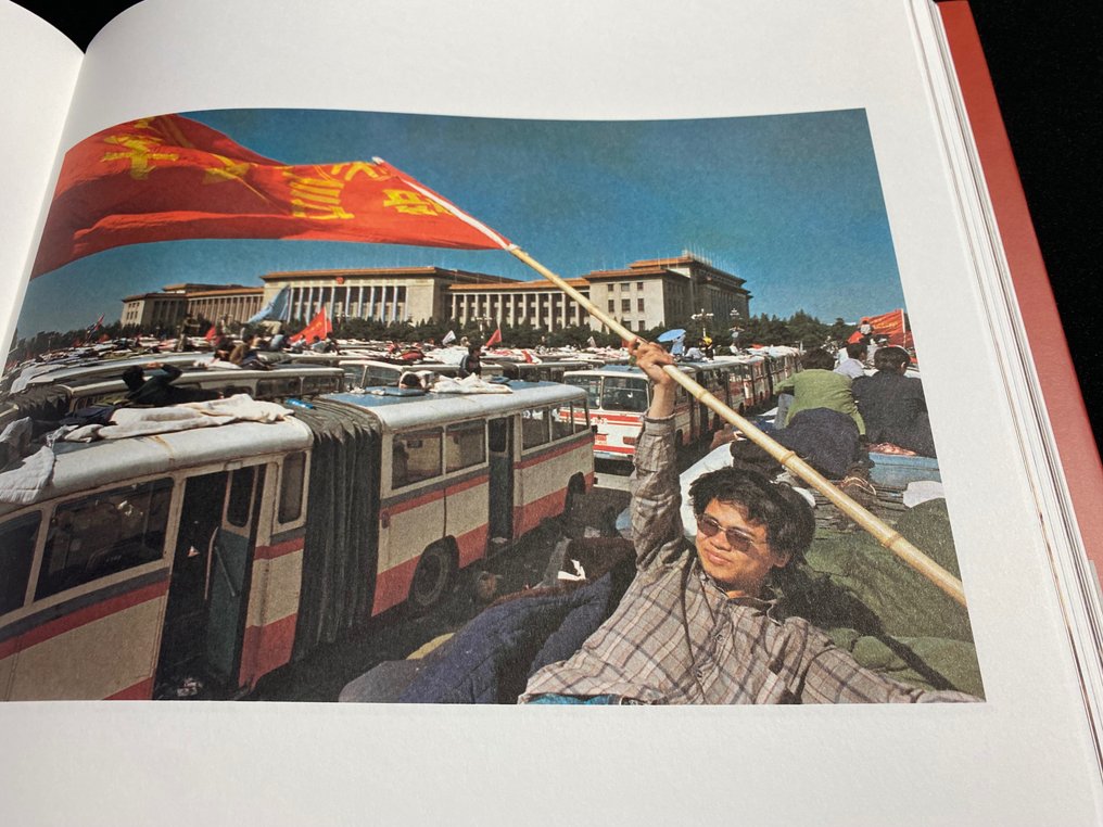 Liu Heung Shing - A Life in a Sea of Red (MINT CONDITION, SHRINK-WRAPPED) - 2019 #4.3