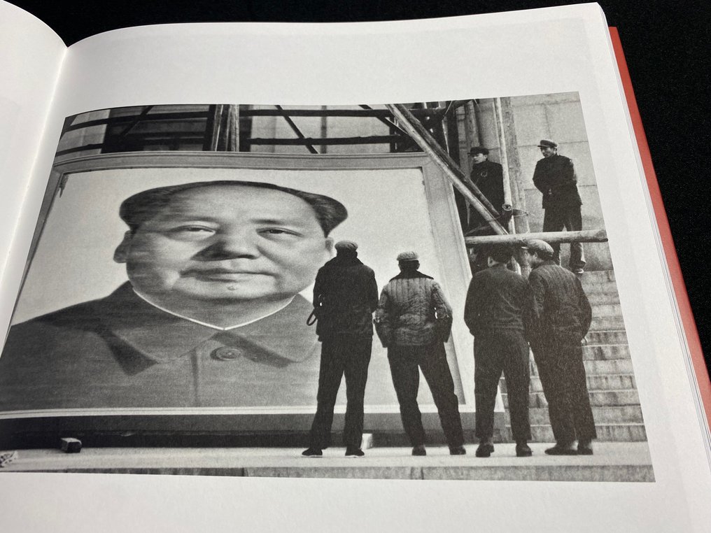 Liu Heung Shing - A Life in a Sea of Red (MINT CONDITION, SHRINK-WRAPPED) - 2019 #1.0