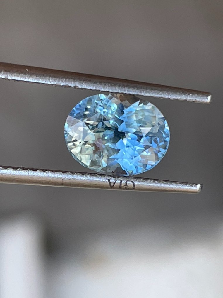 1 pcs Kék Zafír - 2.69 ct #2.1