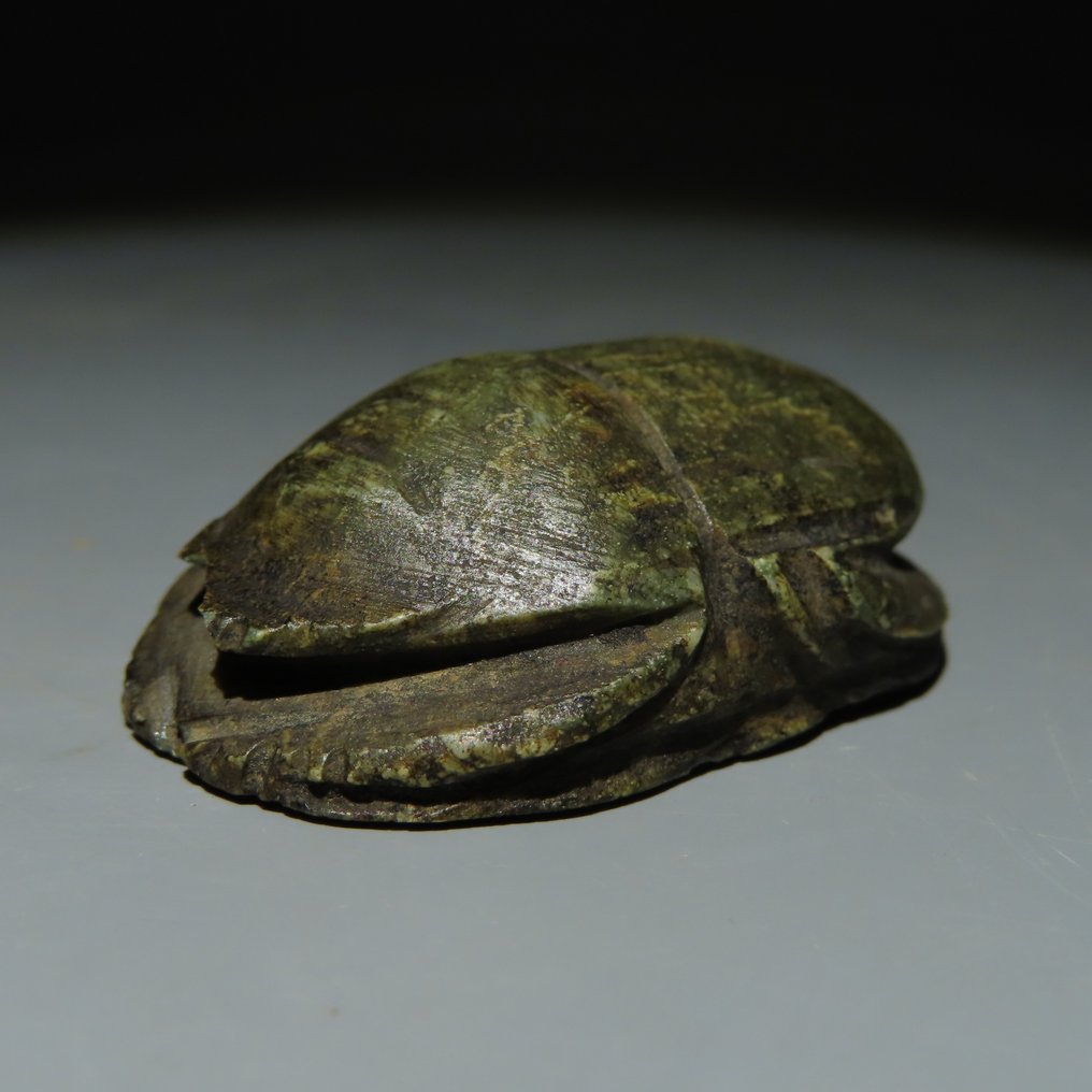 Oud-Egyptisch Steen Hart Scarabee. Late periode 664 - 323 v.Chr. 4 cm H. Mooie vorm. Spaanse exportvergunning. #1.1
