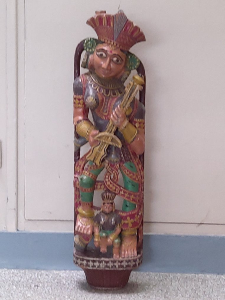 Déesse de l'harmonie, bois polychrome sculpté - Bois - Inde - Première moitié du XXe siècle #1.0