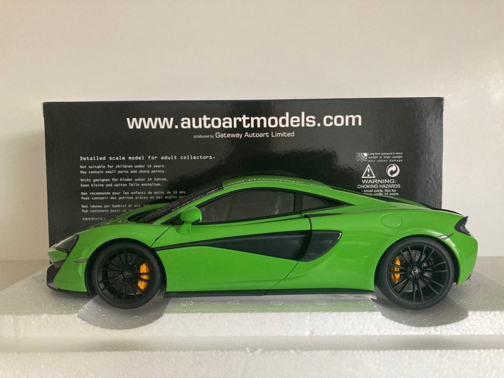 Autoart 1:18 - Model coupé - McLaren 570S Coupe 2016 #1.0