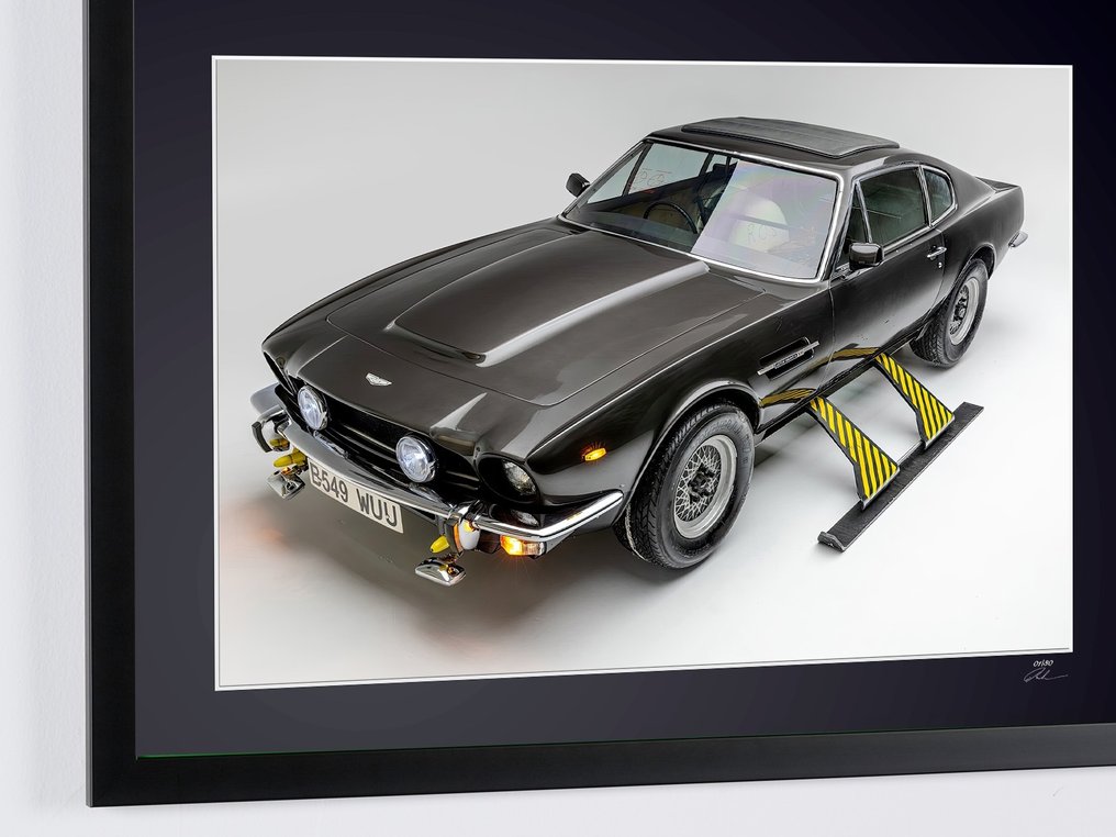 James Bond 007: The Living Daylights, 1985 Aston Martin V8 - Fine Art Photography - Luxury Wooden Framed 70X50 cm - Limited Edition Nr 01 of 30 - Serial ID 0053 - Original Certificate (COA), Hologram - 100% New. Shipping Reduction from 3 items #4.3