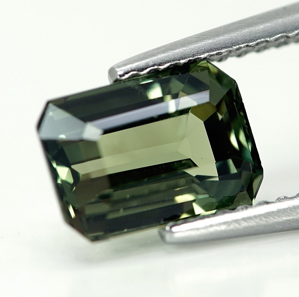 蓝宝石  - 2.68 ct - 莲花宝石实验室 #3.2