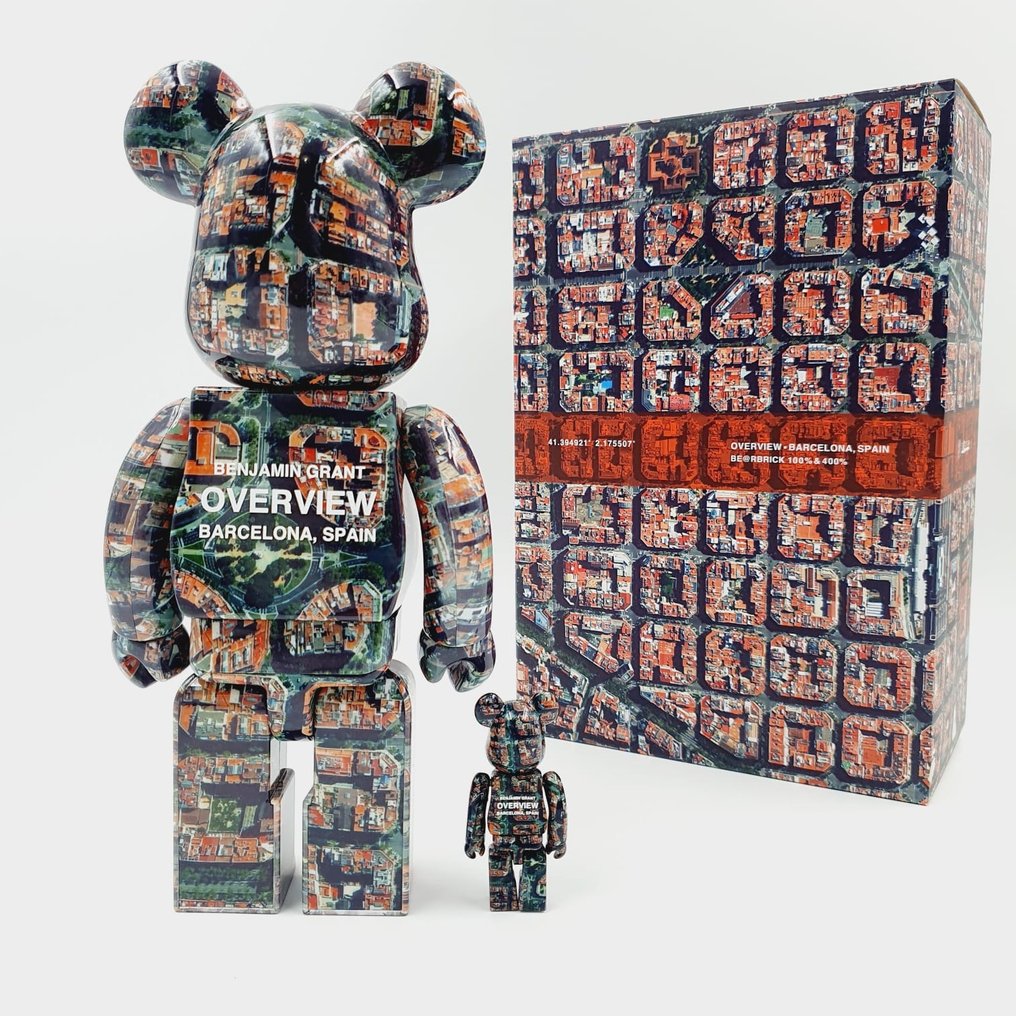Medicom Toy x Benjamin Grant - Be@rbrick 400% 100% Barcelona Overview 2022 #1.0