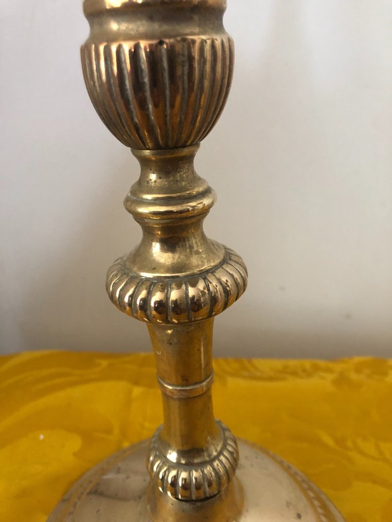 Κηροπήγιο (2) - Μέταλλο, Εξαιρετικό ζευγάρι κηροπήγια από τα μέσα του 1700, χειροποίητα από ασημένιο μεταλλικό υλικό και #2.1