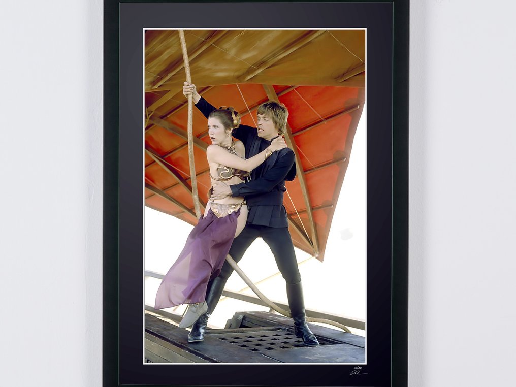 Star Wars Episode VI: Return of the Jedi, Princess Leia And Luke Skywalker on Set - Fine Art Photography - Luxury Wooden Framed 70X50 cm - Limited Edition Nr 03 of 30 - Serial ID - Original Certificate (COA), Hologram - 100% New. Shipping Reduction from 3 items #3.2