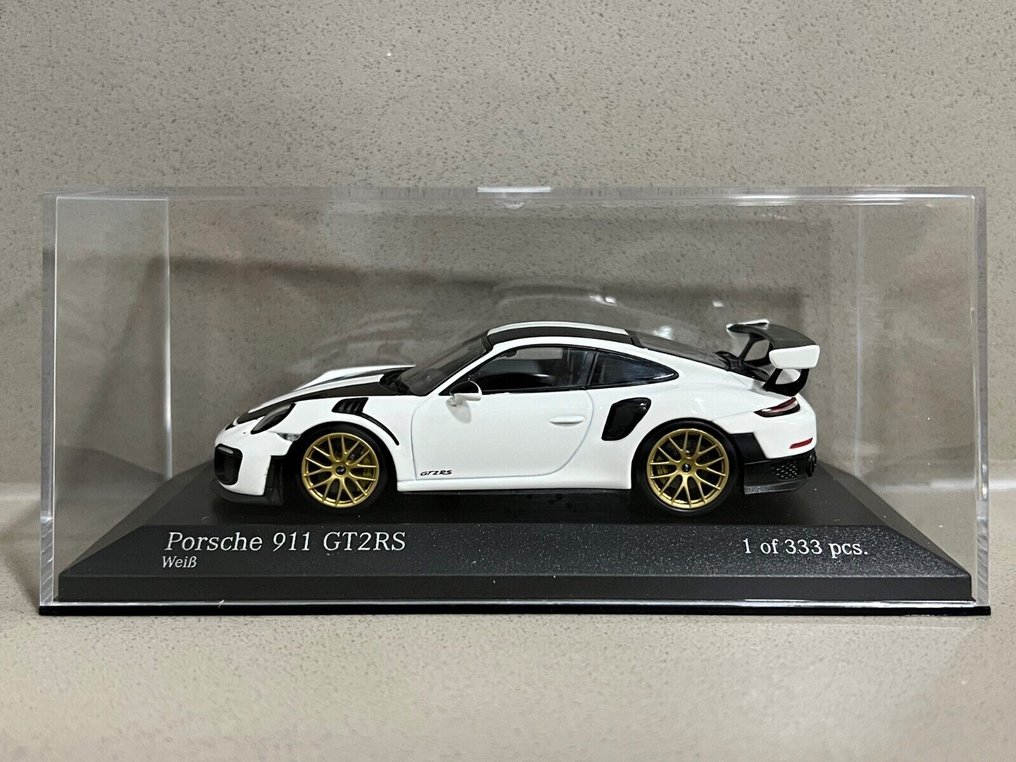 Minichamps 1:43 - Modellino di auto - Porsche 911 GT2RS - Edizione limitata 1 di 333 #1.1