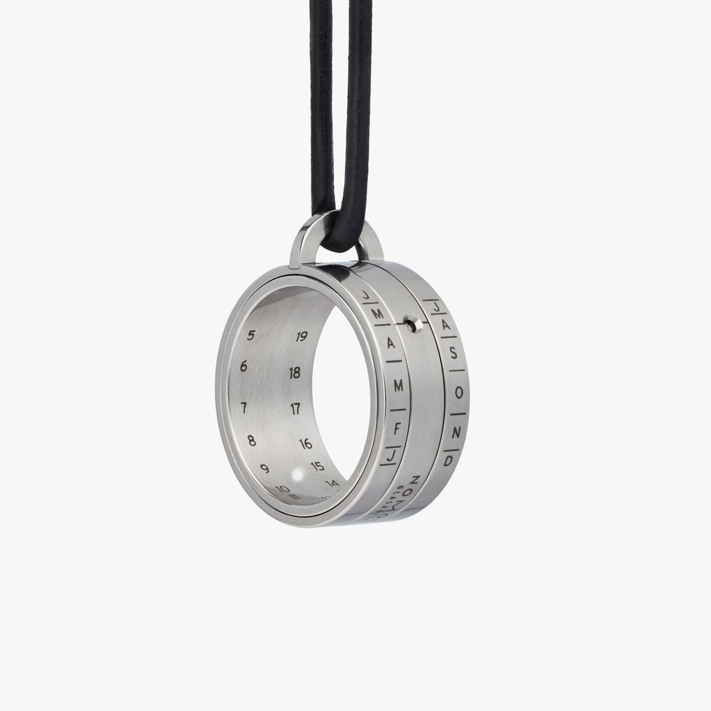 沒有保留價 - Other brand - 吊墜頸鏈 - Nomos Glashutte Glashütte - Peasant Sundial Ring Sunwatch Ring 2022 / 2023 Clock Watch - NO RESERVE 鋼 - 2025太阳戒指/吊坠 #1.0