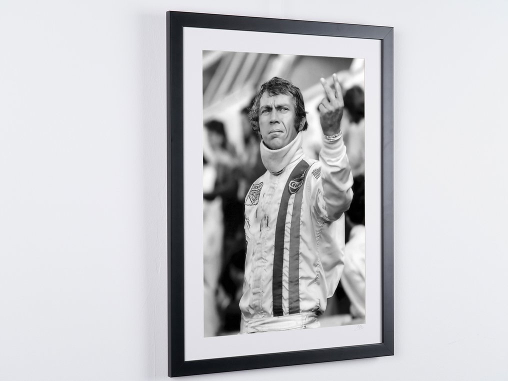 Steve McQueen - Le Mans (1971) - Fine Art Photography - Luxury Wooden Frame 70X50 cm - Limited Edition 06 of 30 - Serial 16400 - Original Certificate (COA), Hologram - 100% New. Shipping Reduction from 3 items #4.3