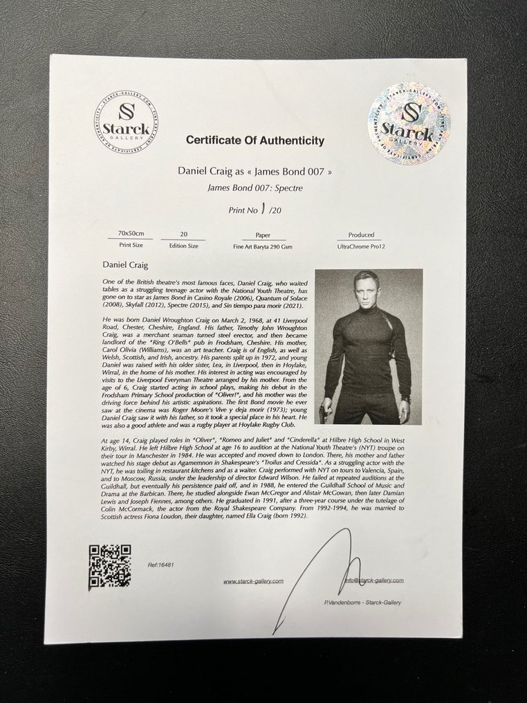 James Bond 007: Spectre, Daniel Craig as « James Bond 007 » - Fine Art Photography - Luxury Wooden Framed 70X50 cm - Limited Edition Nr 05 of 20 - Serial ID 16481 - Original Certificate (COA), Hologram - 100% New. Shipping Reduction from 3 items #1.0