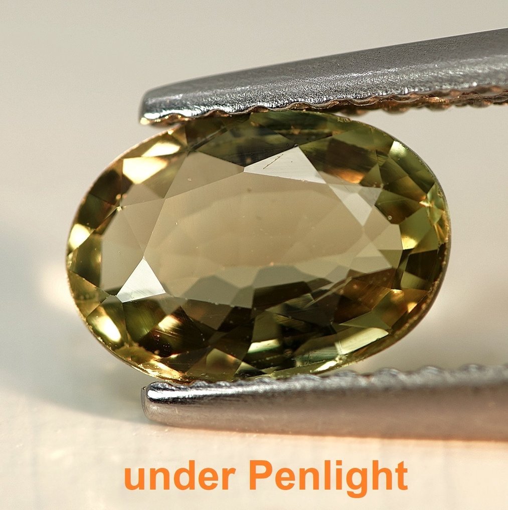 Alexandrit  - 1.23 ct - GIA (Institutul gemologic din SUA) #4.3