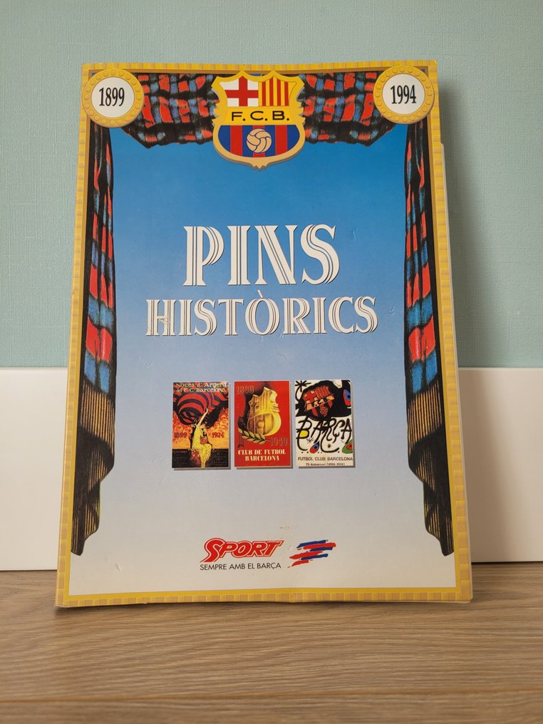 FC Barcelona - Historical Pins + Sheets.  #4.3