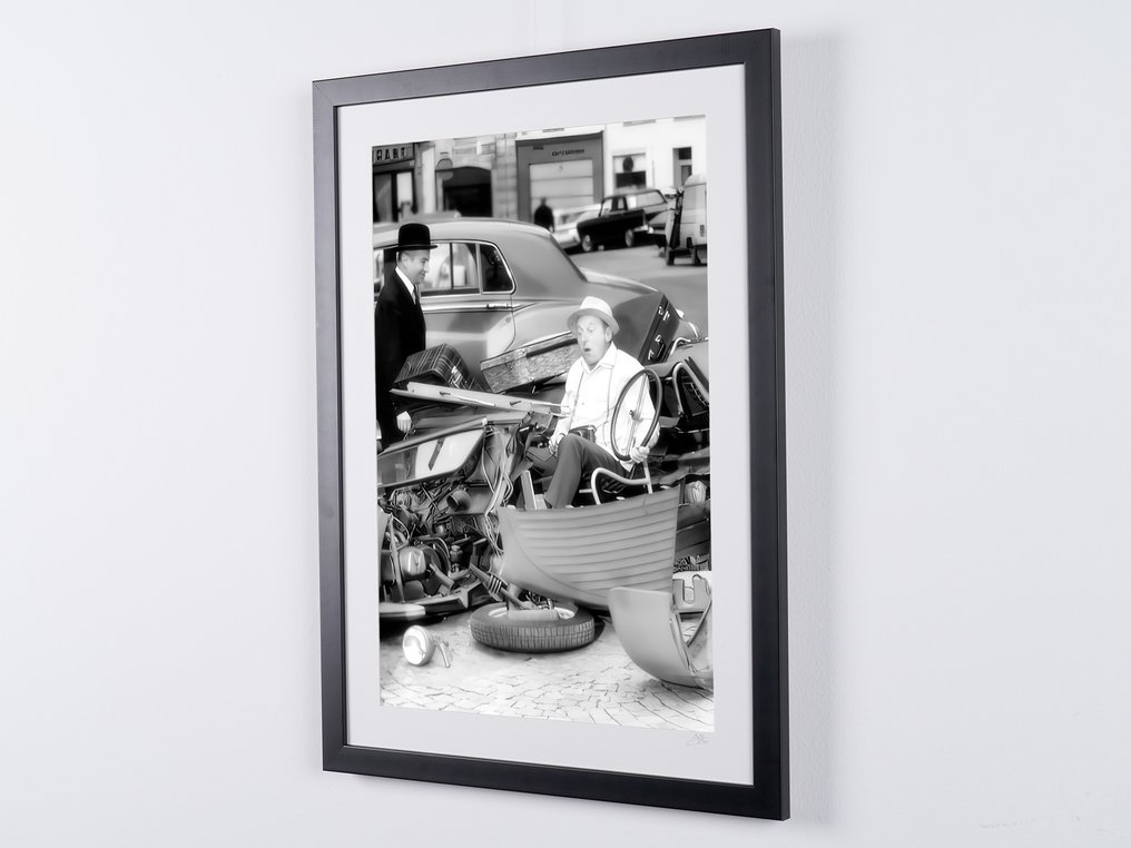 Louis de Funès and Bourvil in Le Corniaud (1965) - Fine Art Photography - Luxury Wooden Framed 70X50 cm - Limited Edition Nr 13 of 50 - Serial 16684 - Original Certificate (COA), Hologram - 100% New. Shipping Reduction from 3 items #3.2