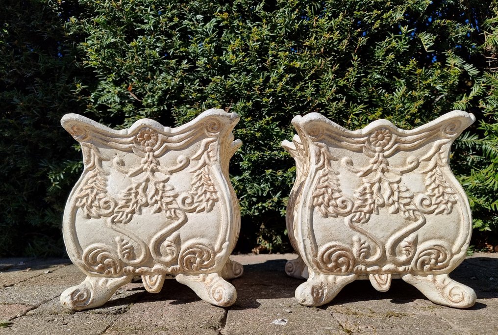 花盆 (2) - 鐵 #1.0