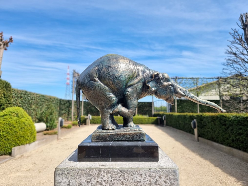 Αγαλματίδιο - Bugatti - Μάρμαρο #1.0