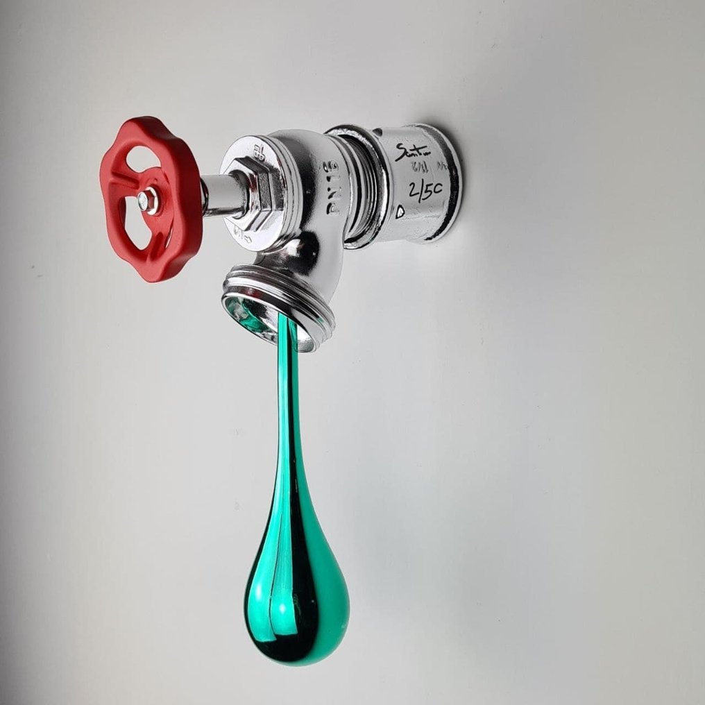 Santicri - Running Out #1.0