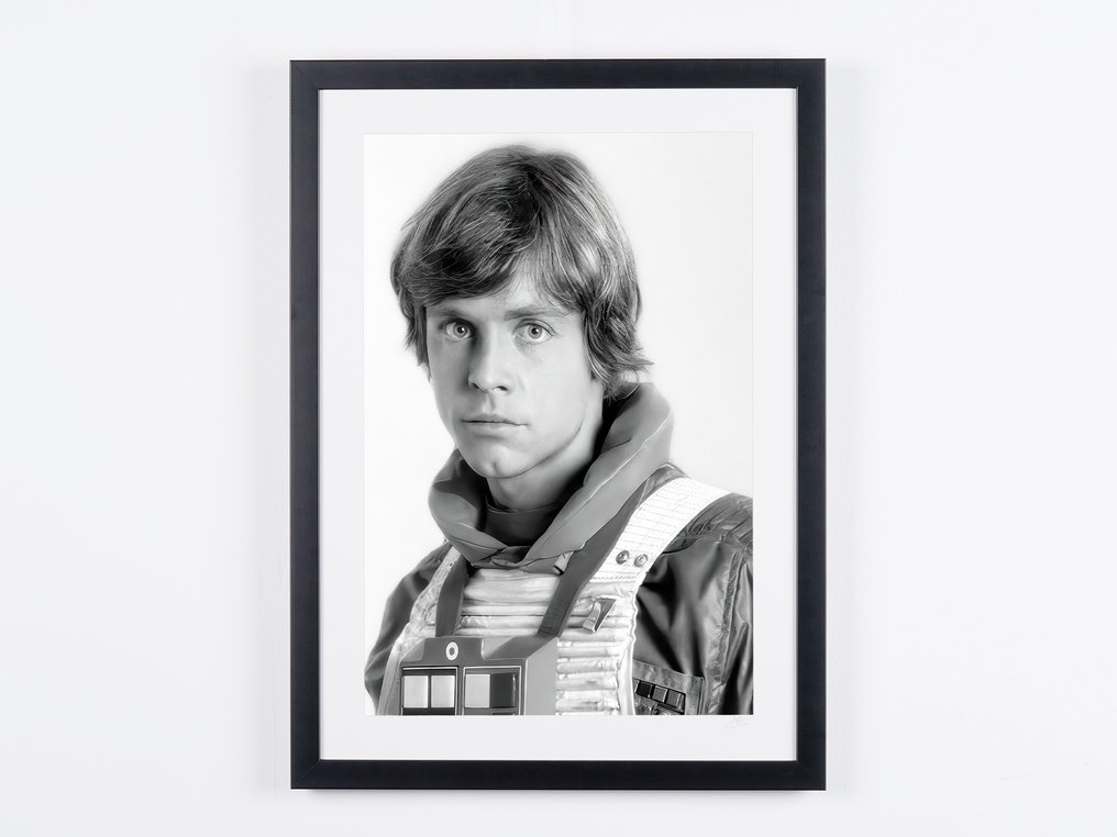 Star Wars Episode V: The Empire Strikes Back, Mark Hamill as Luke Skywalker - Fine Art Photography - Luxury Wooden Framed 70X50 cm - Limited Edition Nr 01 of 30 - Serial ID 16675 - Original Certificate (COA), Hologram - 100% New. Shipping Reduction from 3 items #1.0