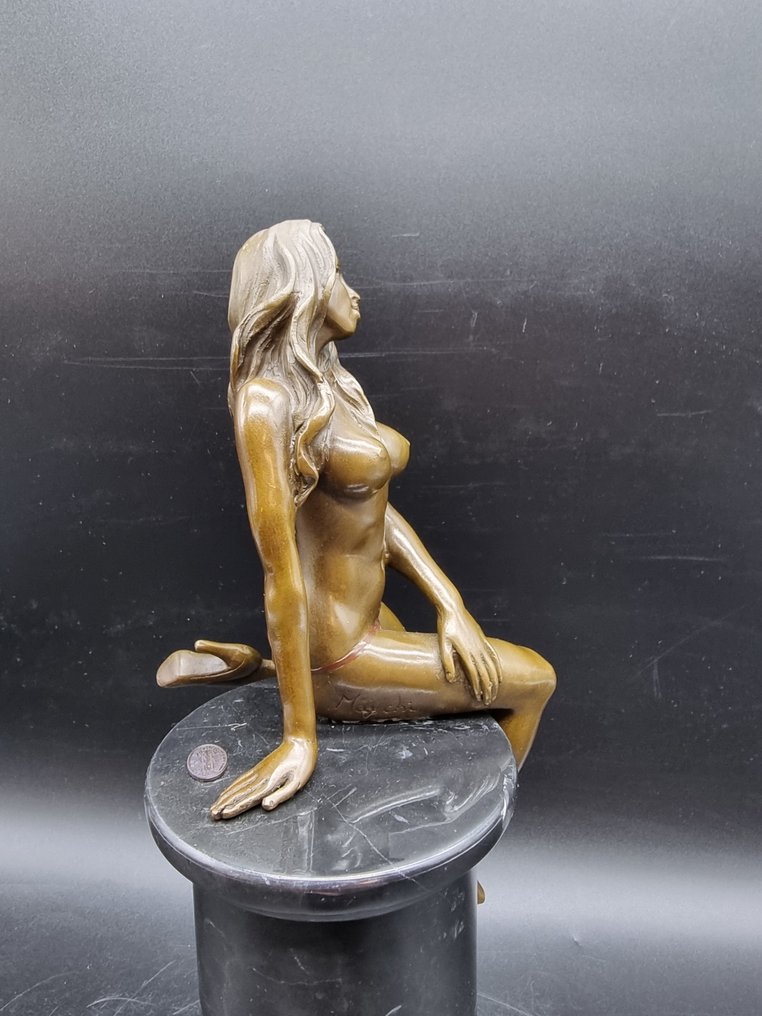 Posąg, Bronze Lady on Marble - 29 cm - Brązowy, Marmur #1.0