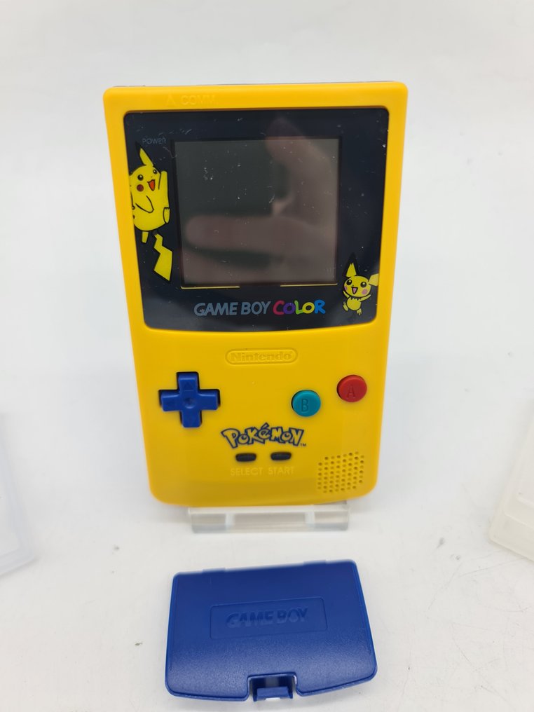 Nintendo Pokemon Gameboy Color Pikachu Edition + Pokemon Red, Blue ...