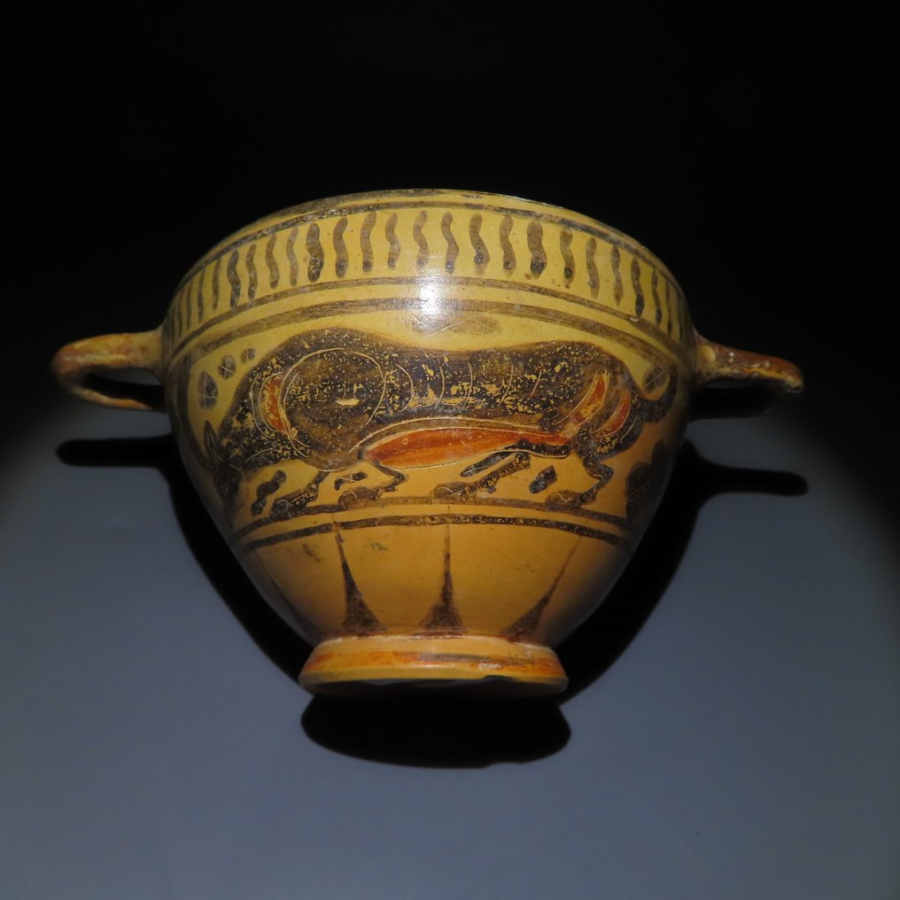 Antico Greco Terracotta Corinzio, Skyphos. VI secolo a.C. 15,4 cm L. Intatto. #1.1