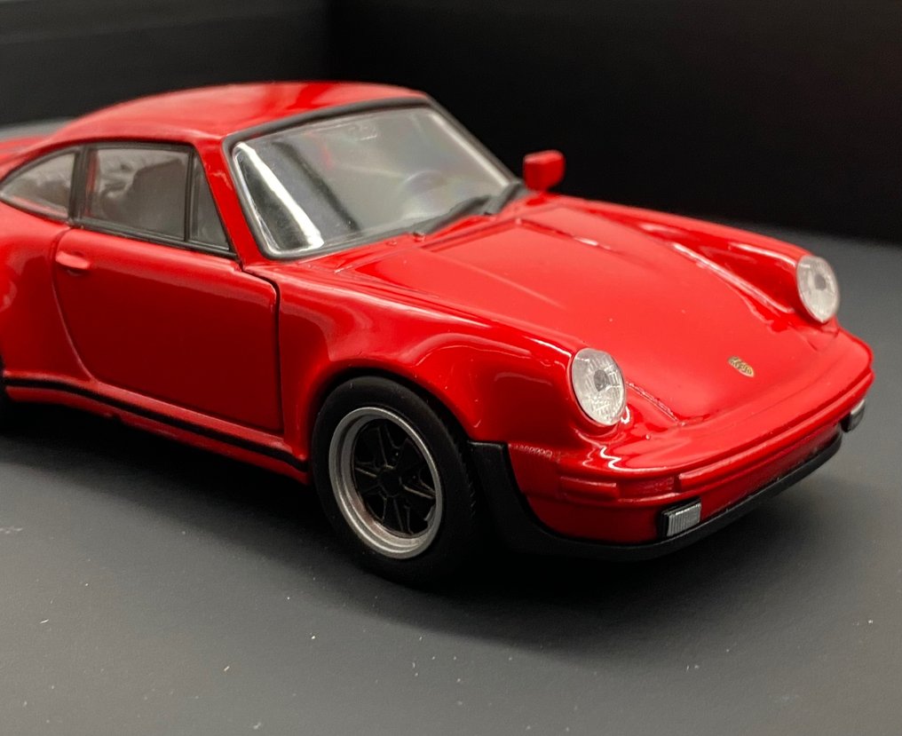 Artwork - Porsche - Porsche 911 (930) Turbo 1975 - red #3.2