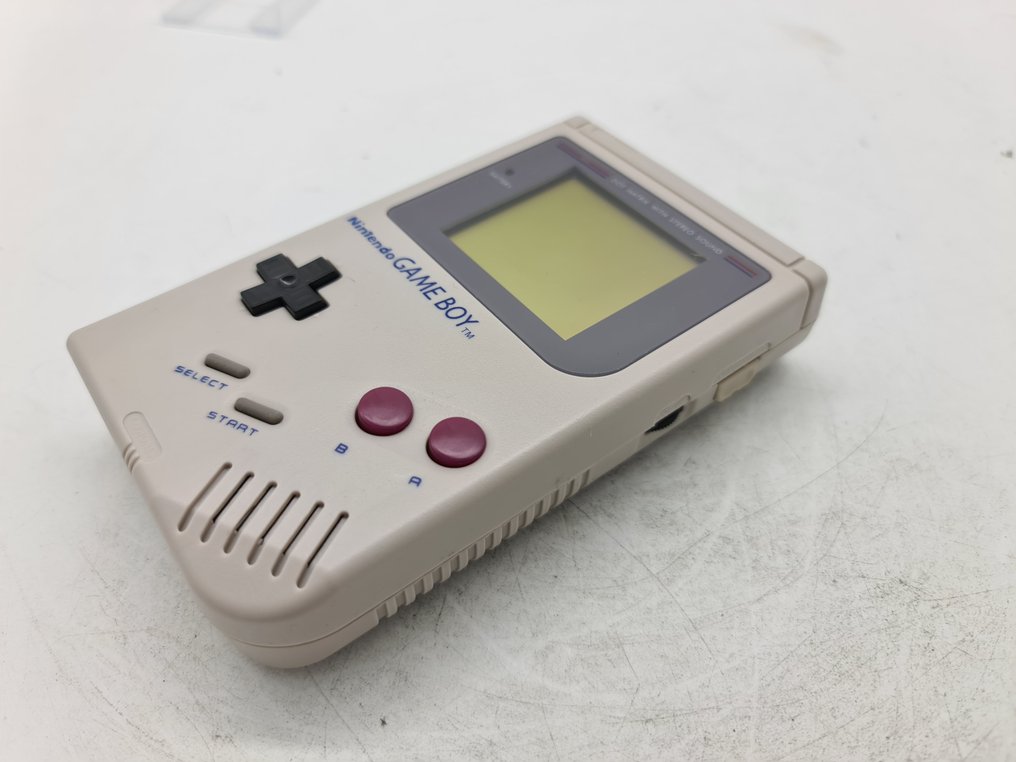 Nintendo - Gameboy Classic - Dmg-01 - 1989 - Carrier Case/inlay - Hard Bumper Shell - games - Videospillkonsoll + spill #2.1