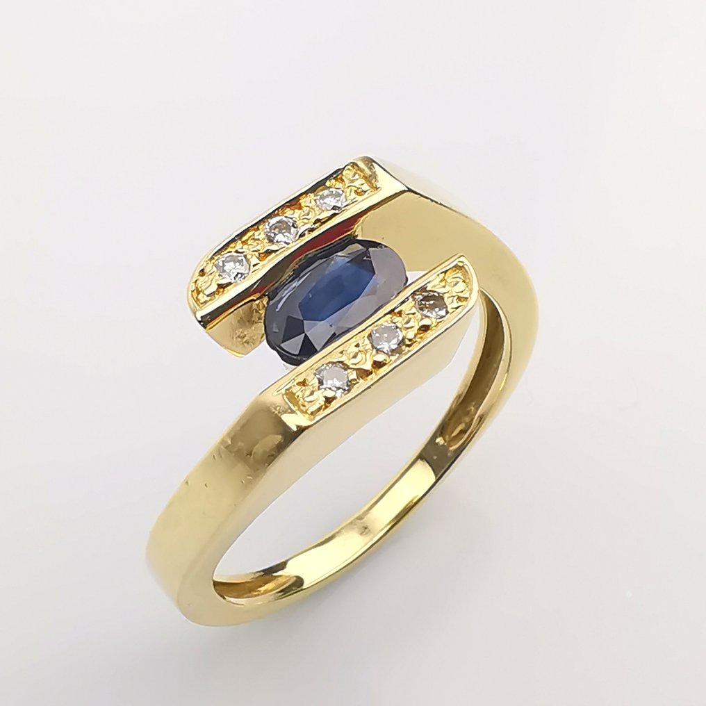 18 kt. Yellow gold - Ring - 0.70 ct Sapphire - Diamonds #1.1