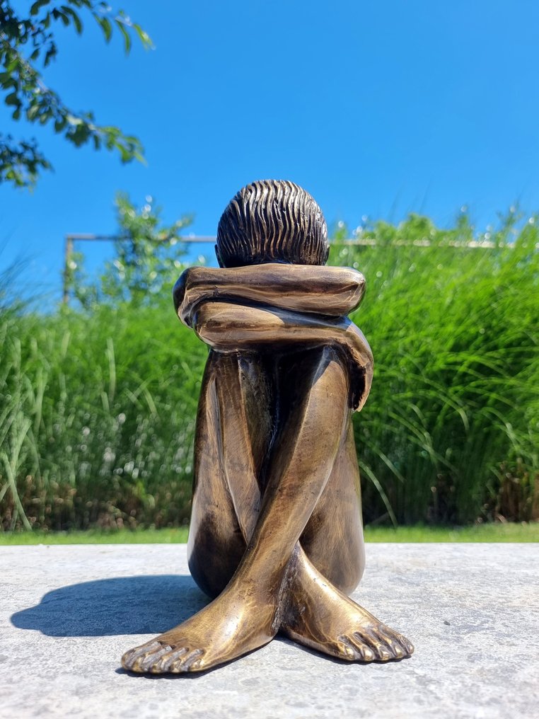 Sculpture, Gehurkte vrouw - 30 cm - Bronze #3.2