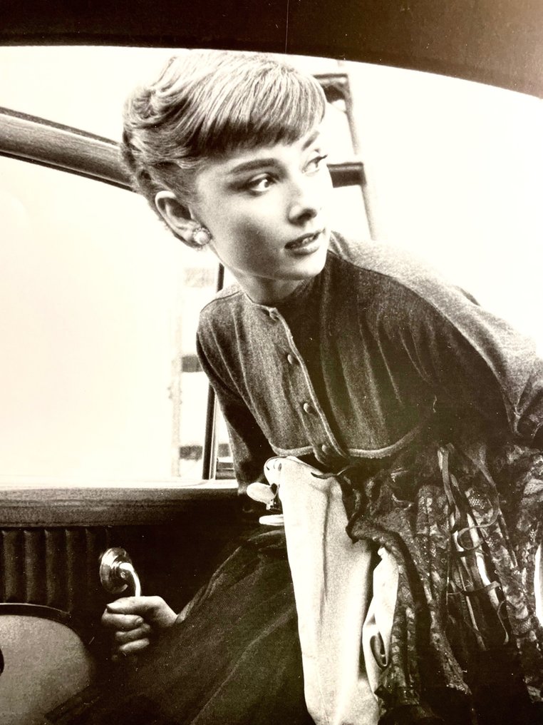 Bob Willoughby - Audrey Hepburn getting into the car (1954) #3.2