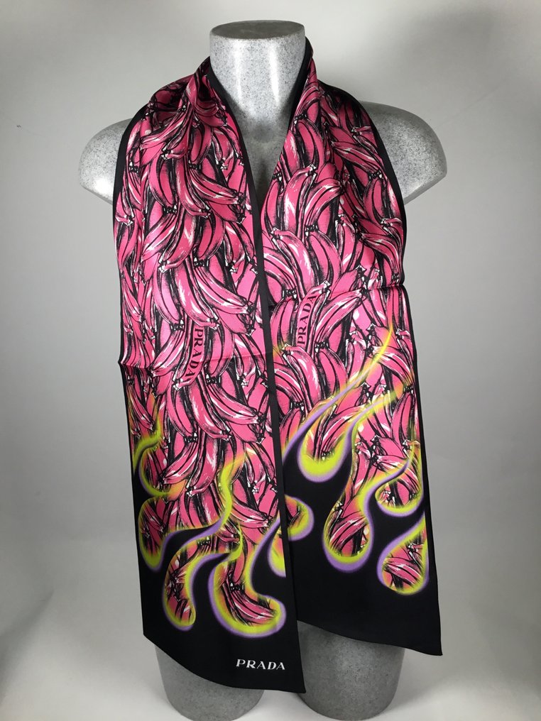 Prada - Double face //Sans étiquette, - 長圍巾（披肩） #2.1