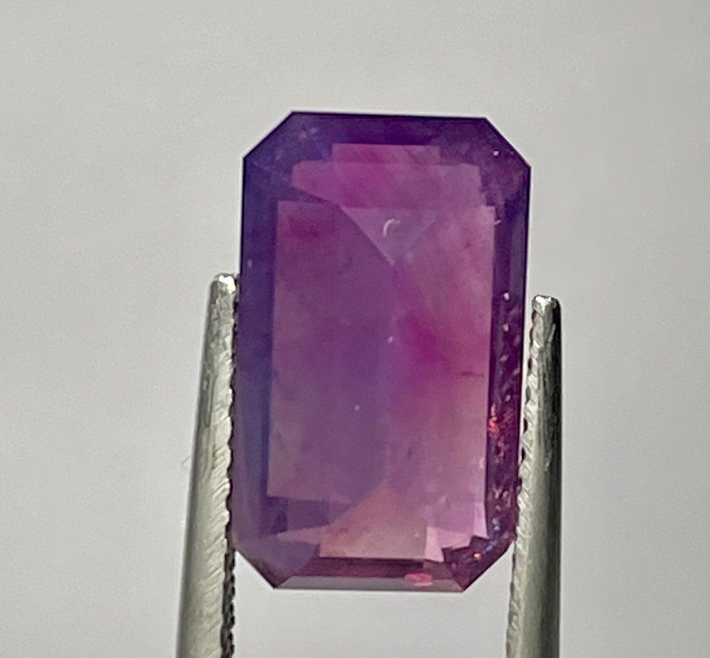 Safir  - 7.01 ct - GRS (Laboratorul de cercetare a pietrelor prețioase din Elveția) - Safir violet #2.2