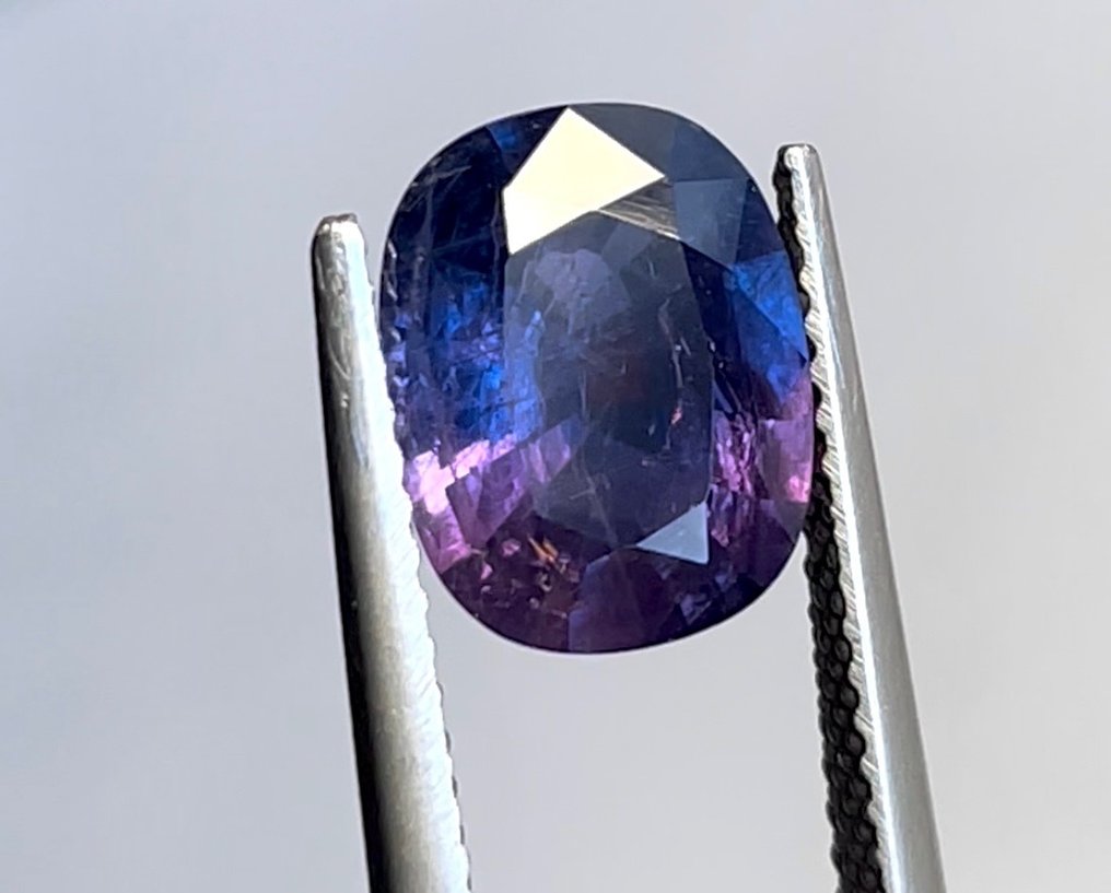 1 pcs  紫罗兰色, 蓝色, 紫色 蓝宝石  - 2.38 ct - 瑞士宝石研究中心（GRS） - 克什米尔语 #1.0