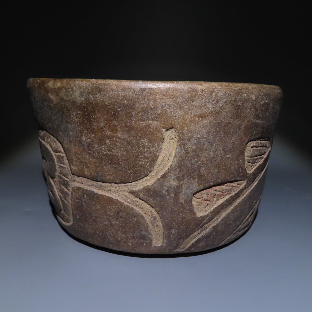 Olmeca. México Terracota Vaso decorado. c. 1.200 - 900 a.C. 19,5 cm diâmetro. Com licença de importação espanhola. #4.3