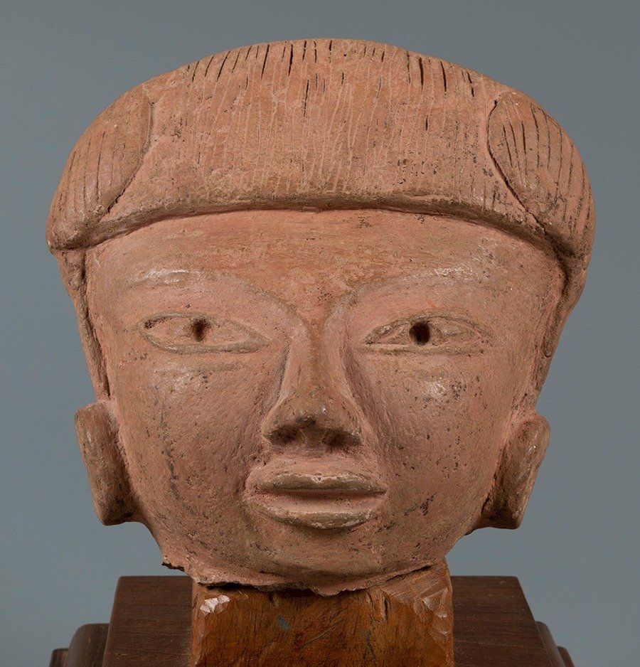 Tlatilco, México Terracota Figura de cabeça masculina. 1150 - 550 AC. 17 cm H. Com licença de importação espanhola. #1.2
