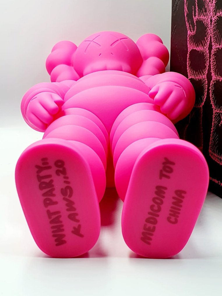 Kaws (1974) - NO RESERVE Kaws What Party Pink 2021 #2.1