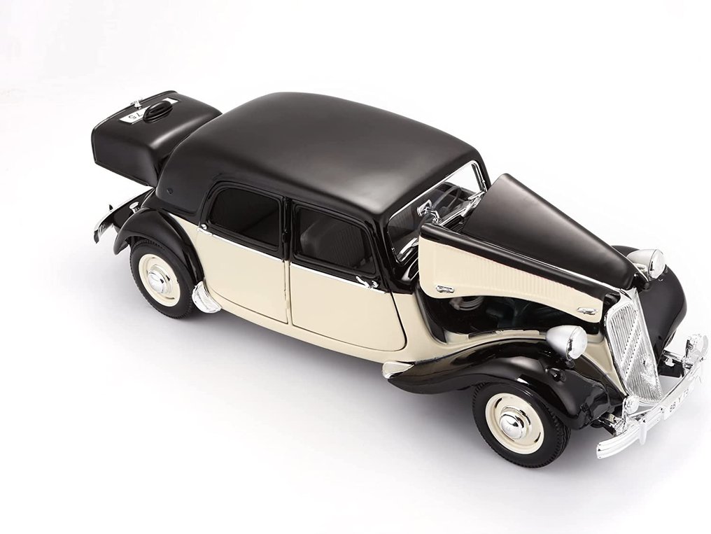 Maisto Special Edition 1:18 - Model car - Citroën 15CV 6 Cyl 1952 - Diecast model with 6 openings #2.1