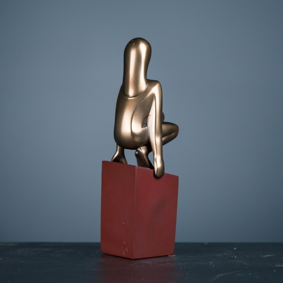 Figure - Zeven beelden in bronskleur (complete serie) (7) - High-quality plastic #3.2