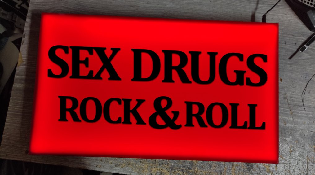 灯具 - 塑料 - 性、毒品、摇滚与滚 #1.0