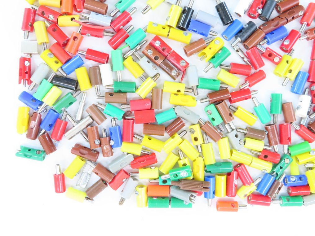 Märklin H0 - A modellvonat rögzítése (500) - Rövid 500+ dugó; Férfi / Nő #4.3