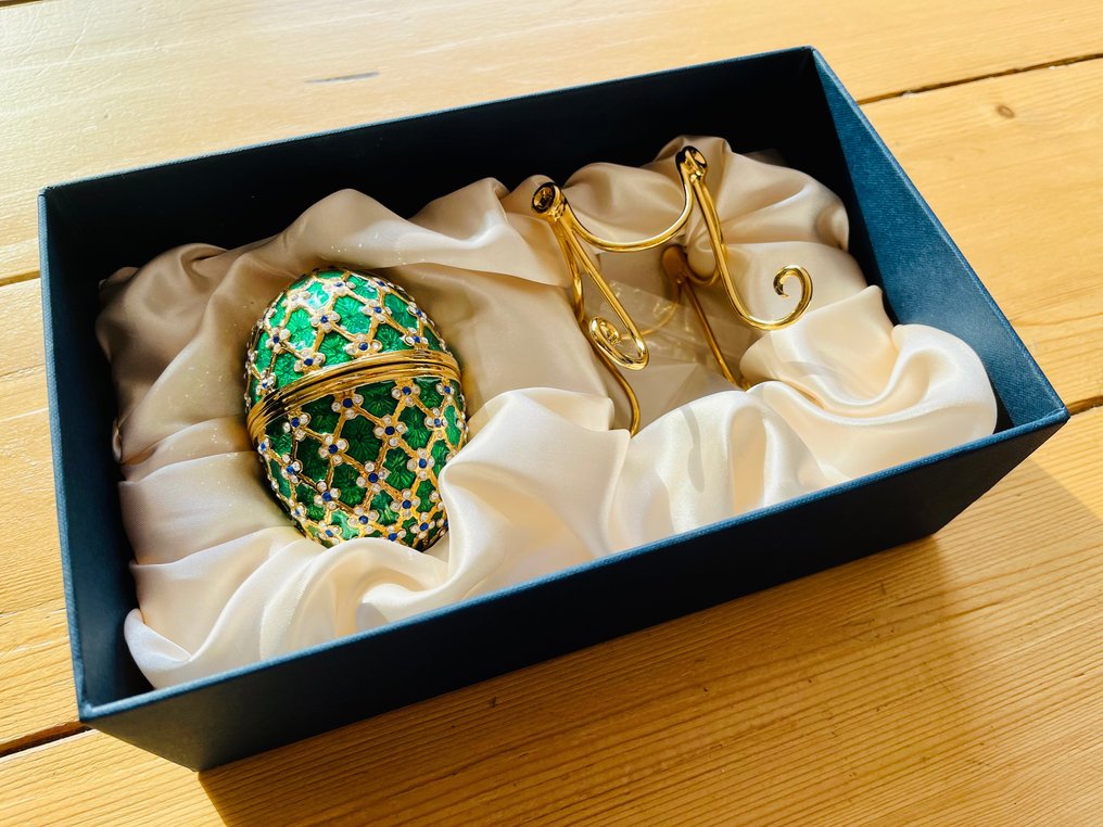 James Bond 007: Octopussy - "Property of A Lady" - Imperial Coronation Egg, Gold Plated with Swarovski Crystals - Replica Prop, #4.3