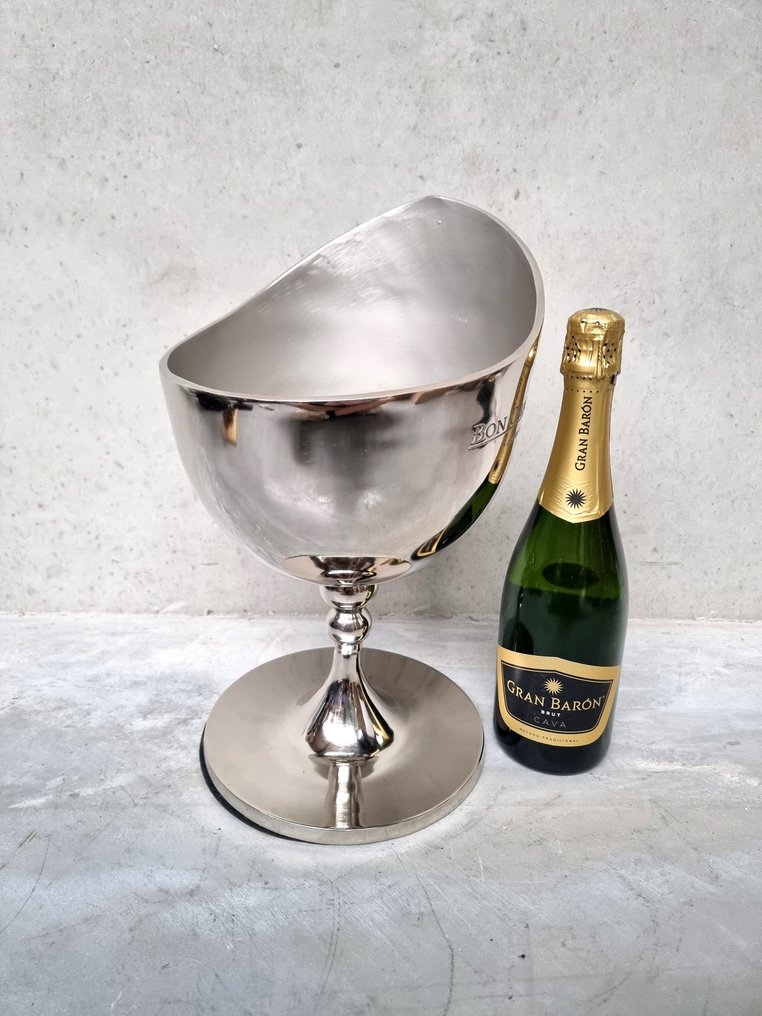 Samppanjan jäähdytin - Teräs #3.2