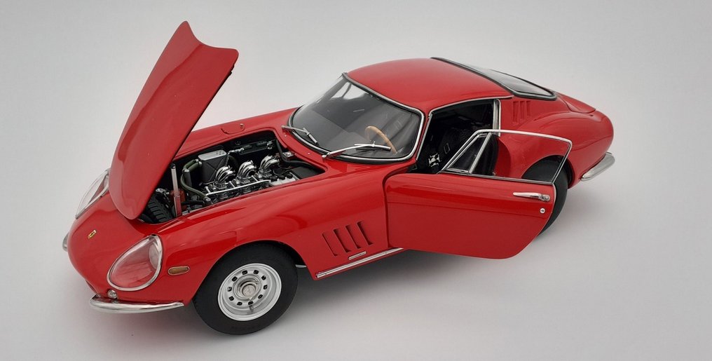 CMC 1:18 - 模型汽车 - Ferrari 275 GTB/C - 1966 #1.0
