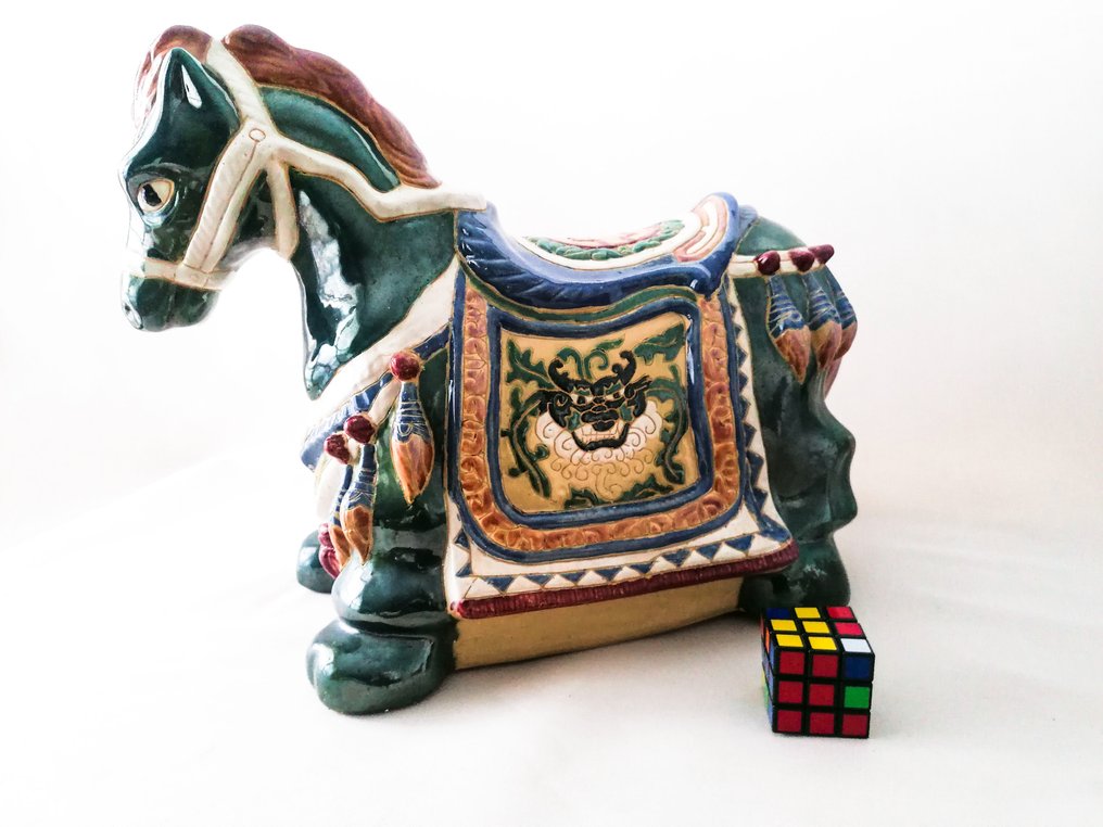 Staty, Caballo de porcelana china pintado a mano - 45 cm - glaserad porslin #2.1