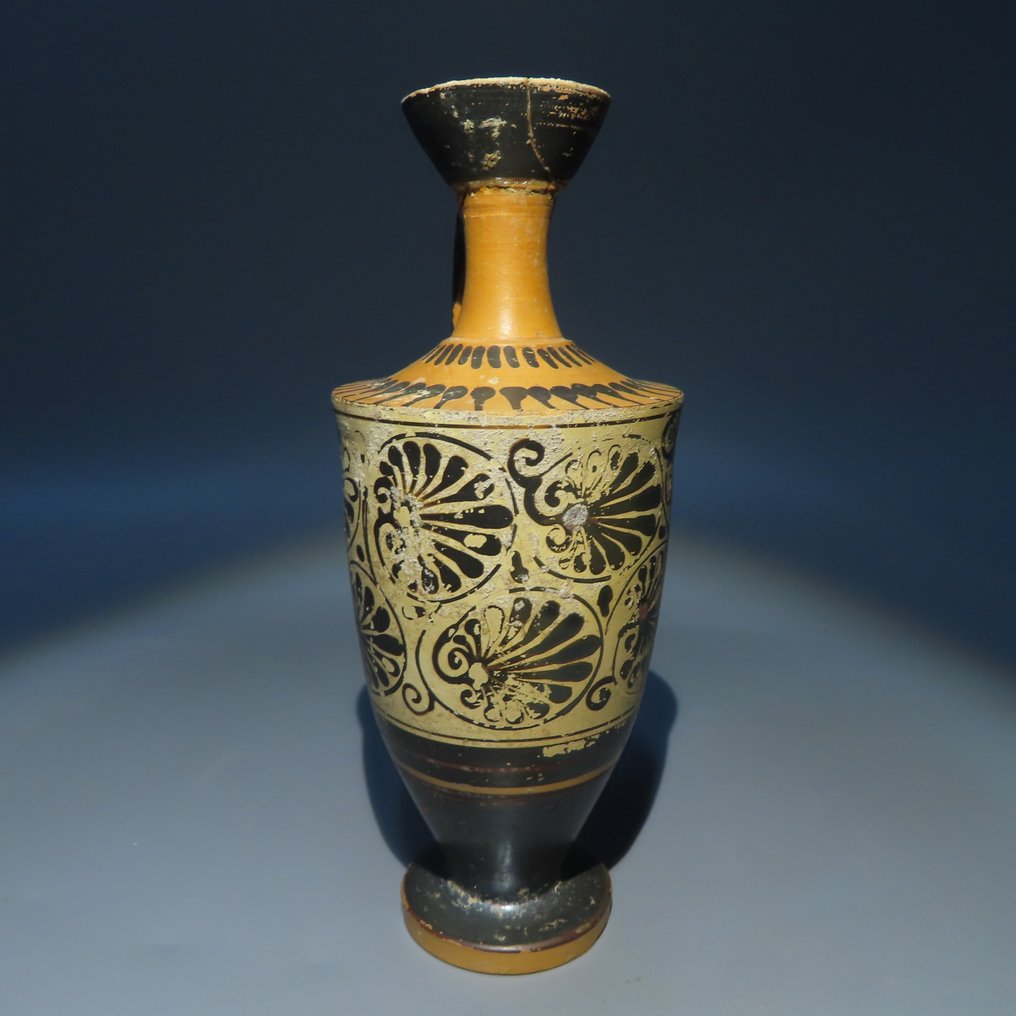 Antico Greco Ceramica Attico, Lekythos a figure nere. 490 a.C. 16 ore. Bella qualità. Licenza di esportazione spagnola. #2.1