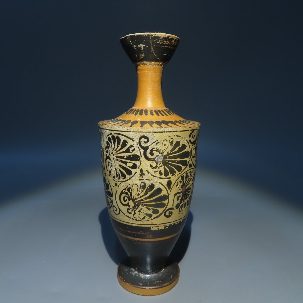Antikens Grekland Keramik Attic, svarta figurer Lekythos. 490 f.Kr. 16 H. Fin kvalitet. Spansk exportlicens. #1.2