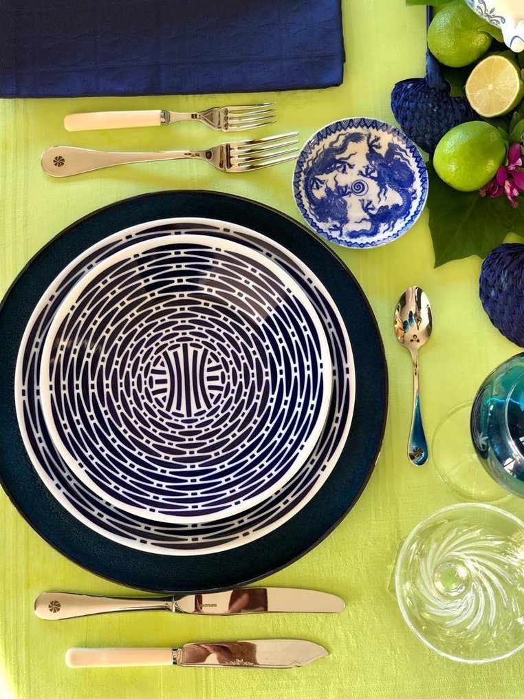 Tablecloth for large tables, with an elegant green colour - Mantel  - 270 cm - 180 cm #3.2