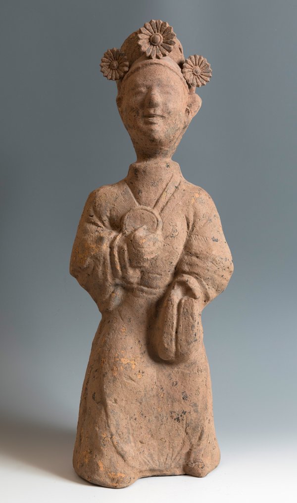 China Antică Ceramică Sichuan. concubină de curte. 57,5 cm H. Dinastia Han, circa 206 î.Hr. - 220 d.Hr. #1.1