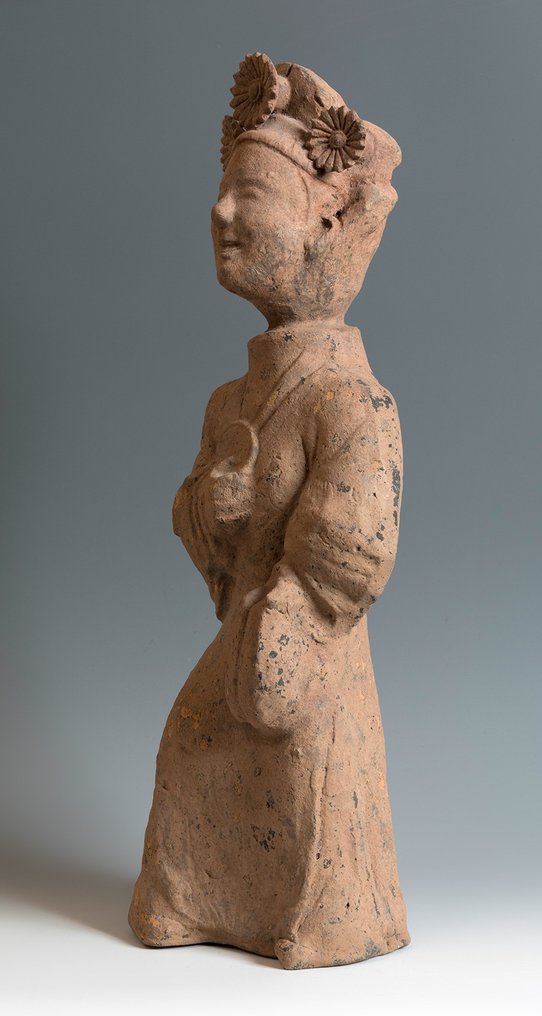China Antică Ceramică Sichuan. concubină de curte. 57,5 cm H. Dinastia Han, circa 206 î.Hr. - 220 d.Hr. #2.1